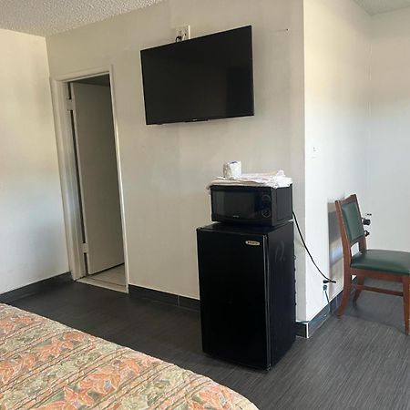 Pomona Inn Экстерьер фото