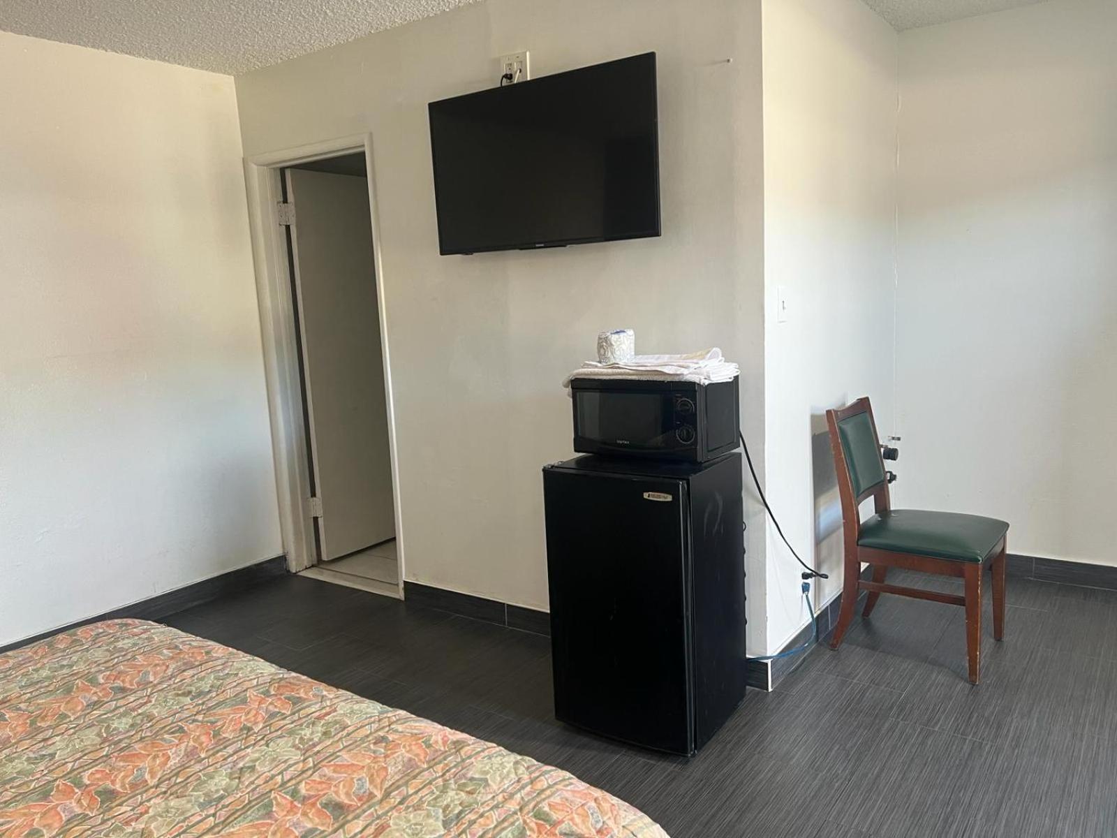Pomona Inn Экстерьер фото