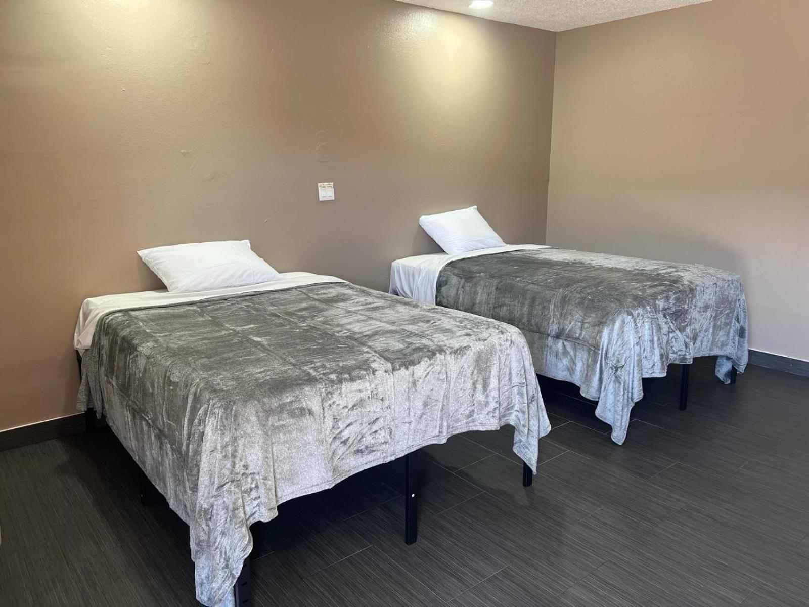 Pomona Inn Экстерьер фото